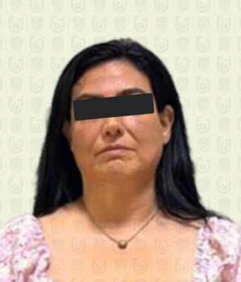 La Fiscal&iacute;a de la CDMX aprehende a una mujer investigada por utilizar documentos con firmas ap&oacute;crifas para obtener beneficios econ&oacute;micos.