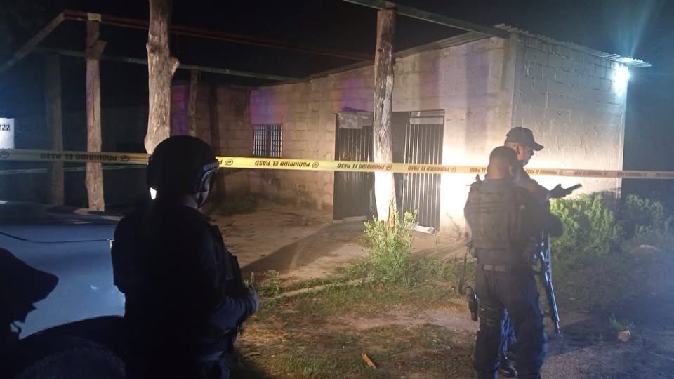 Balean a hombre en local de refrigeraci&oacute;n; investigan a una mujer como presunta responsable.